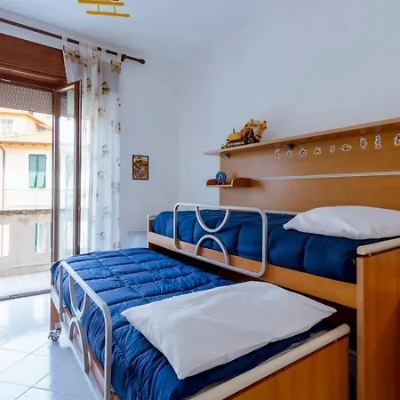Apartamento Goethe - 2 - 100m Stazione - 200m Palafiori Sanremo